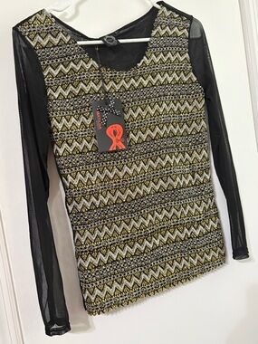 Matilda by true love Black and gold sparkly mesh top  size large new with tags